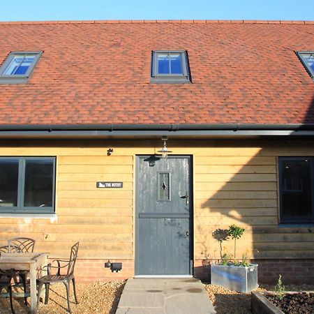 Villa Charming And Luxury Retreats On Our Farm Billingshurst Exterior foto