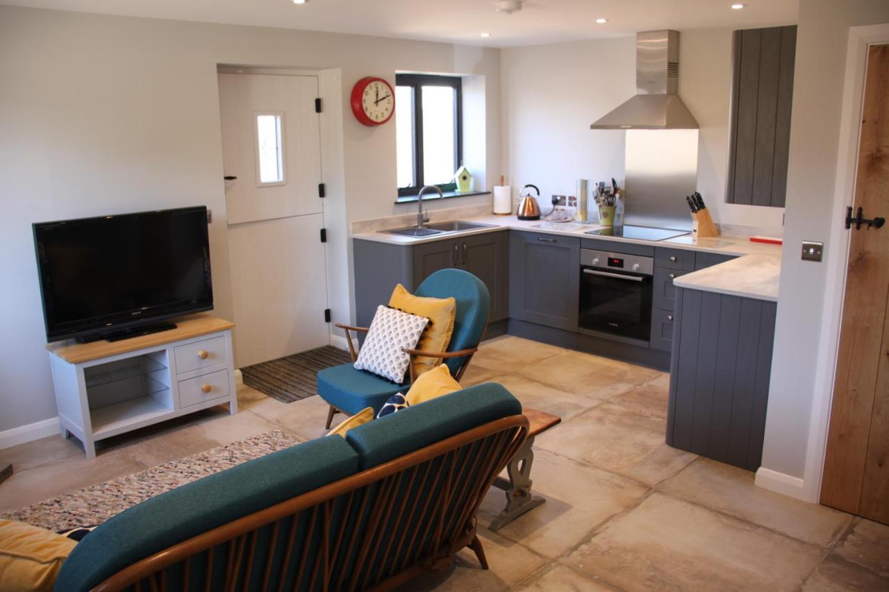 Villa Charming And Luxury Retreats On Our Farm Billingshurst Exterior foto