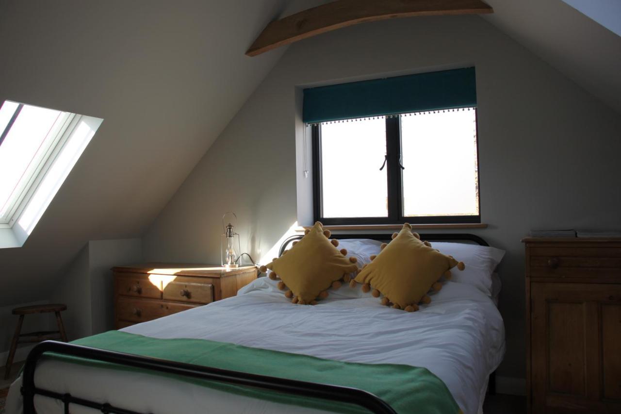 Villa Charming And Luxury Retreats On Our Farm Billingshurst Exterior foto