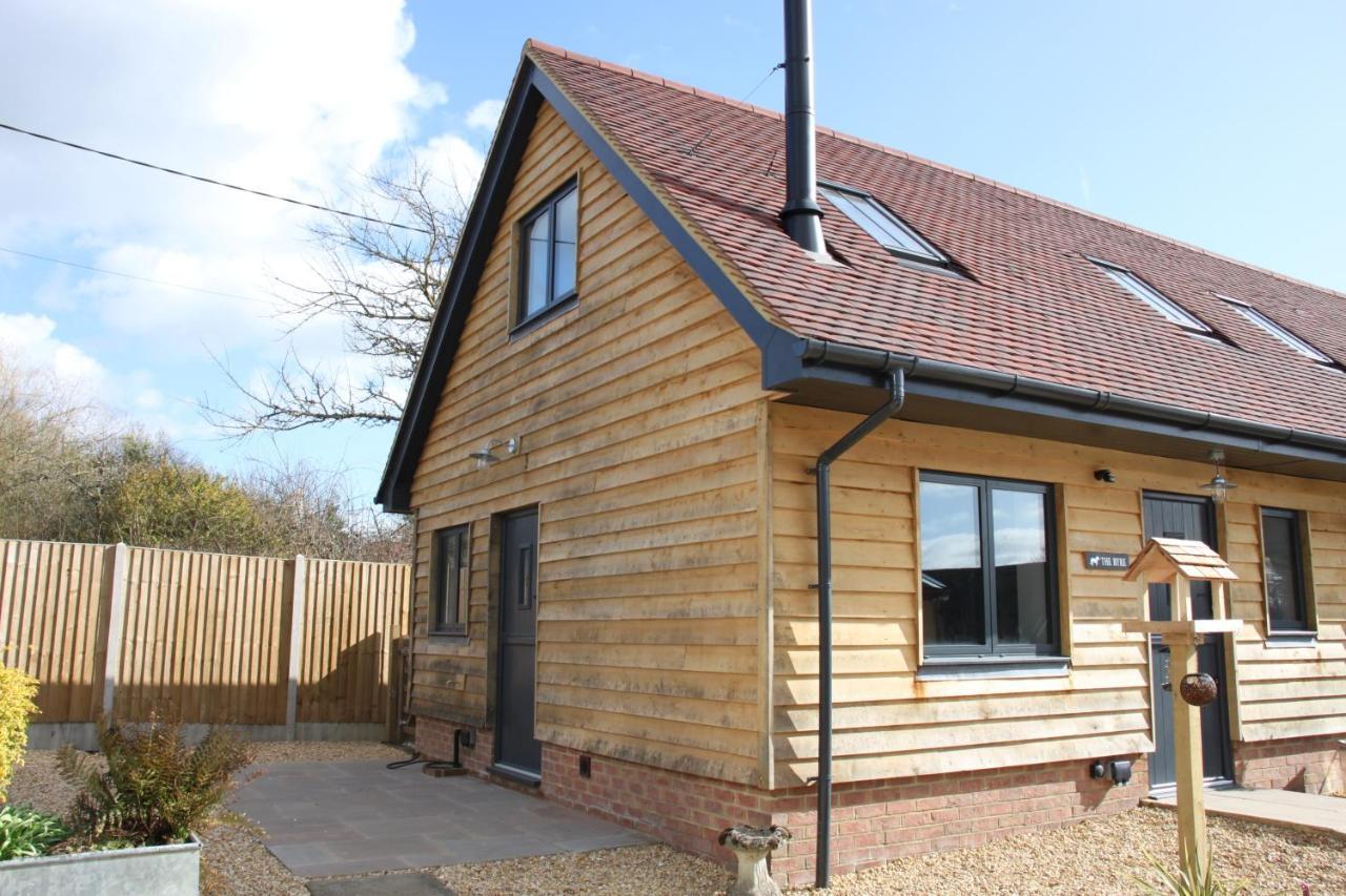 Villa Charming And Luxury Retreats On Our Farm Billingshurst Exterior foto